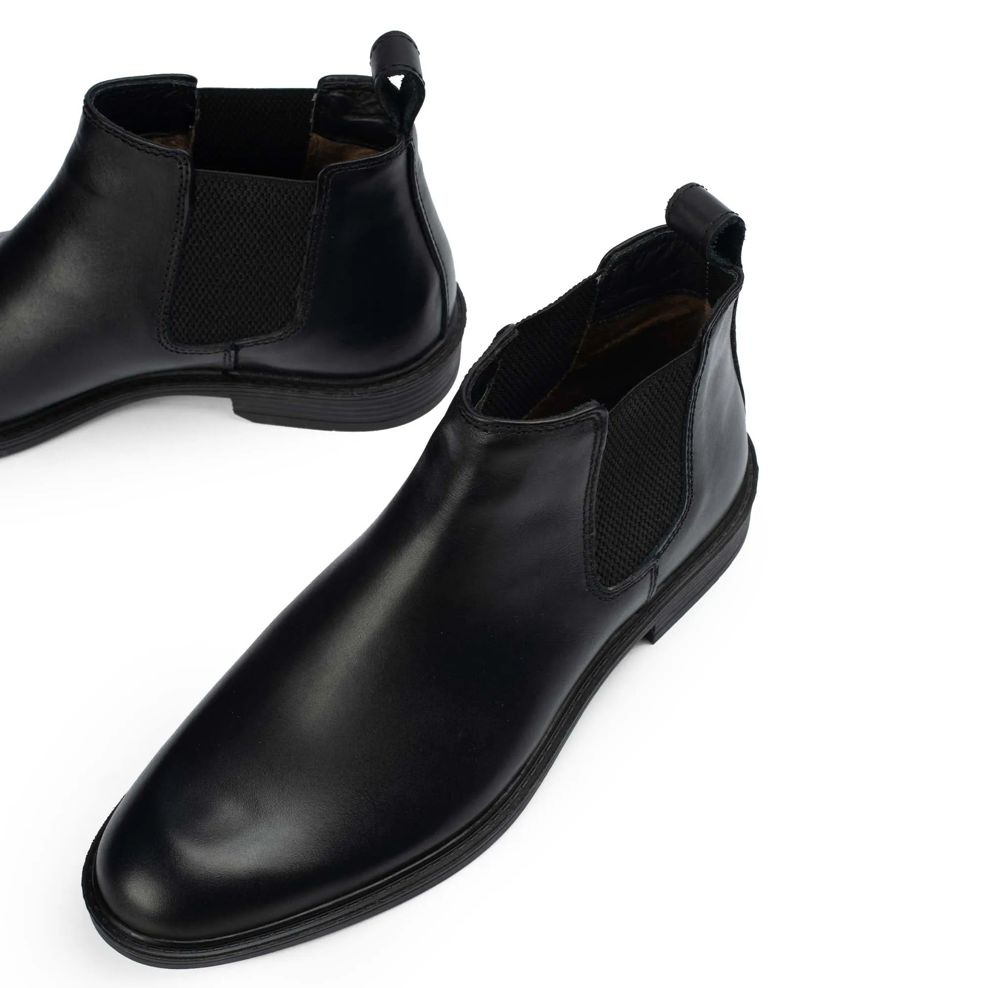 Adventurer BLACK Natural Leather Chelsea Boot