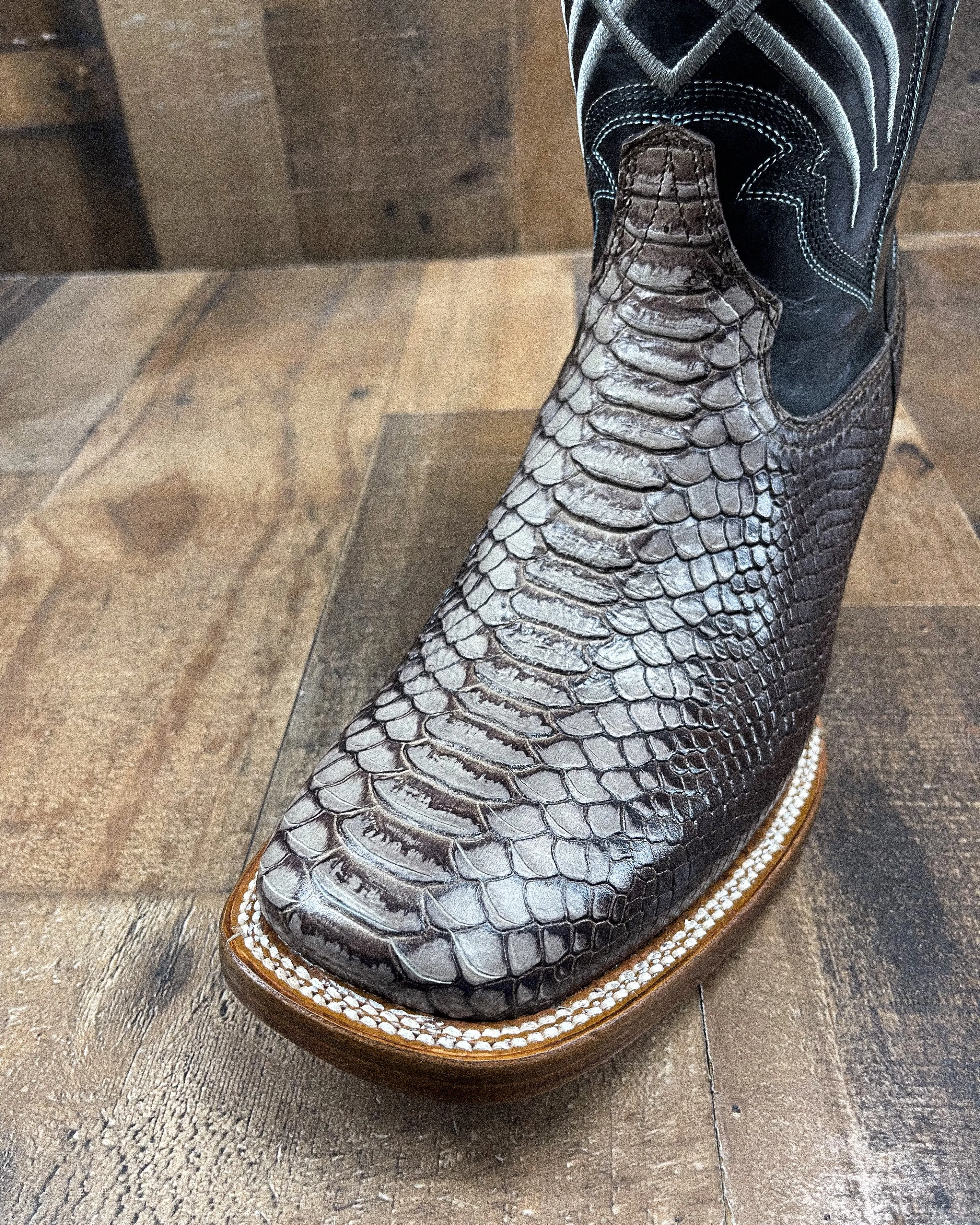 COBRA | MEN SQUARE TOE COWBOY BOOTS