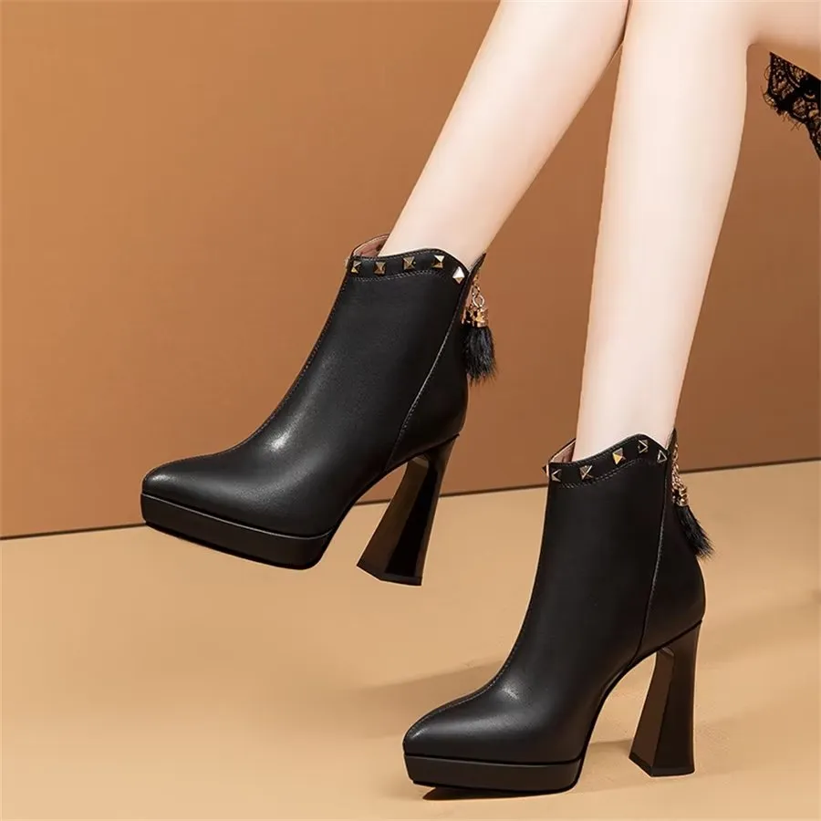 Elegant Zipper Pointed Toe Sculpted High Heel Boots