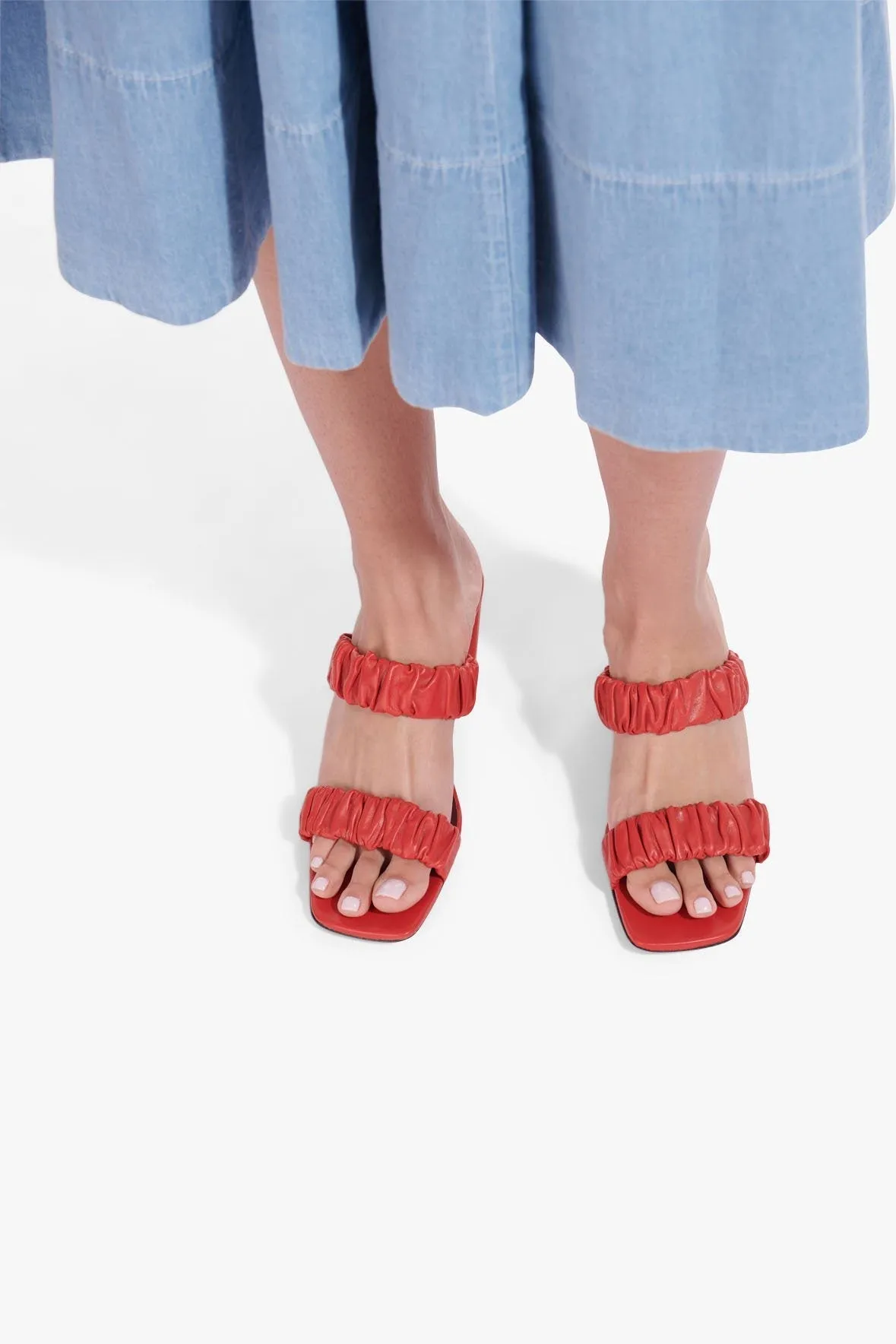 FRANKIE RUCHED SANDAL | SCARLET