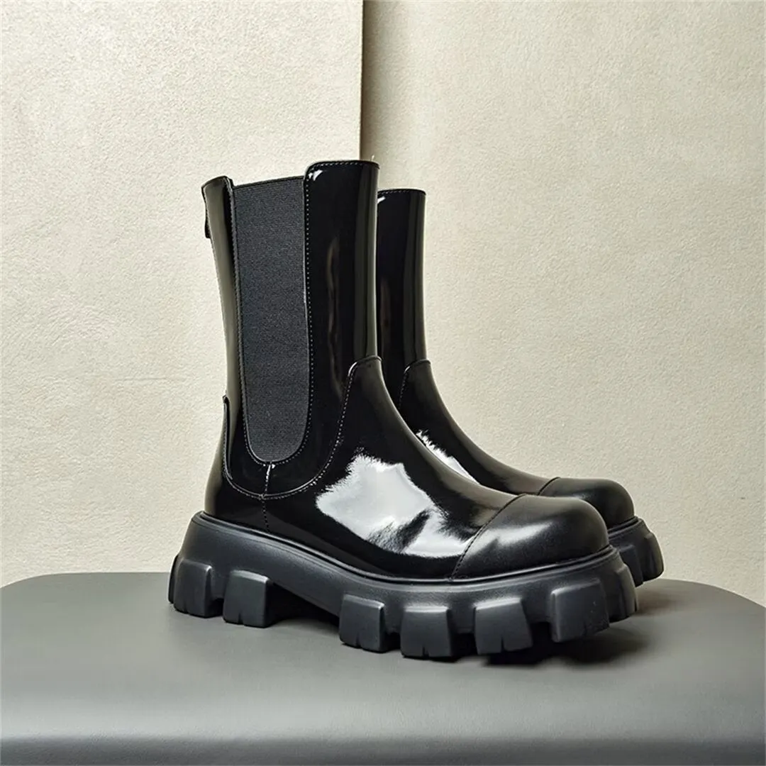 Trendsetter Round-Toe Cow Leather Boots