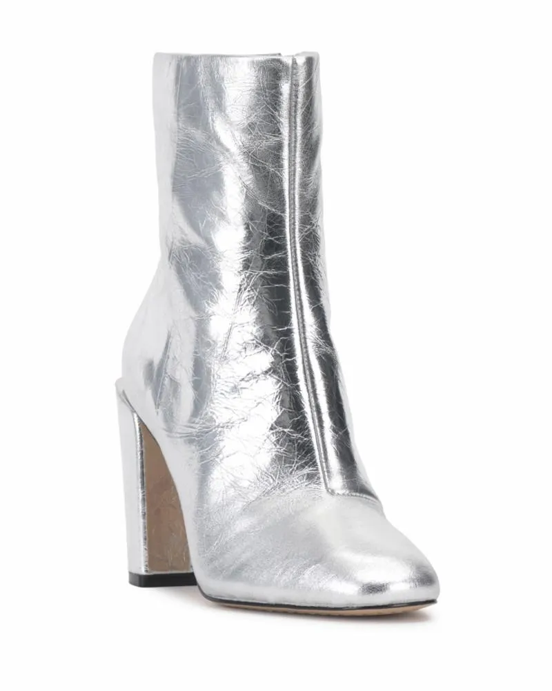 Vince Camuto Women's Jordyn Silver M