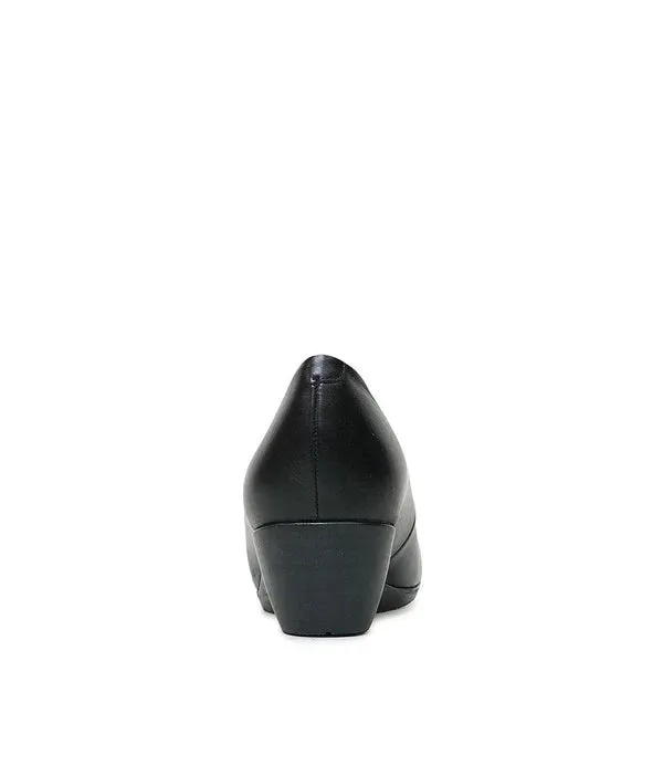 Zeta Sofia Black Wedge Pump